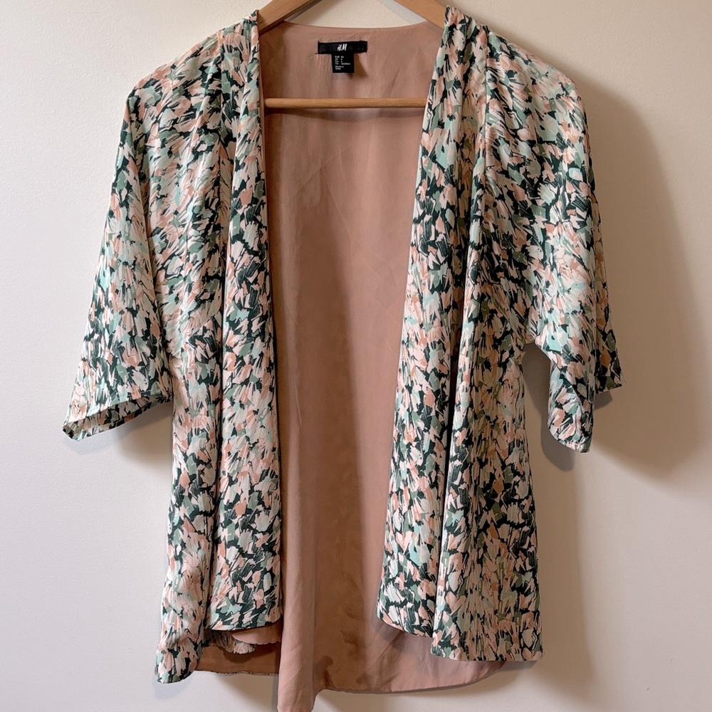 H&M Women's Multicolor Kimono Blouse